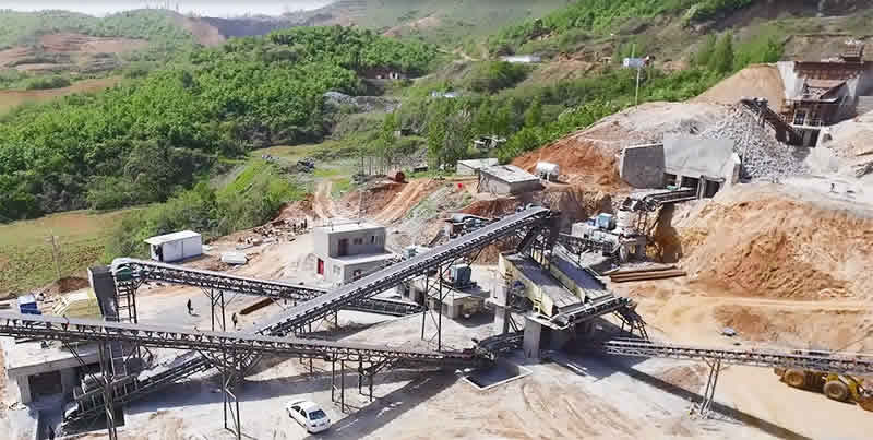 Stone crushing and screening plant